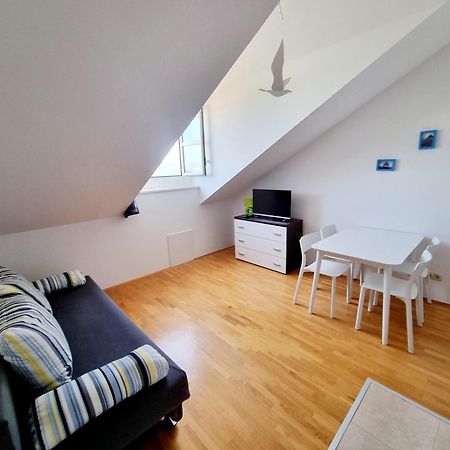 Apartments Iskra Duće Dış mekan fotoğraf