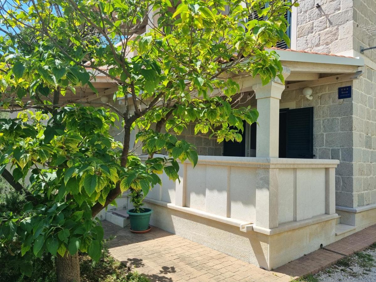 Apartments Iskra Duće Dış mekan fotoğraf